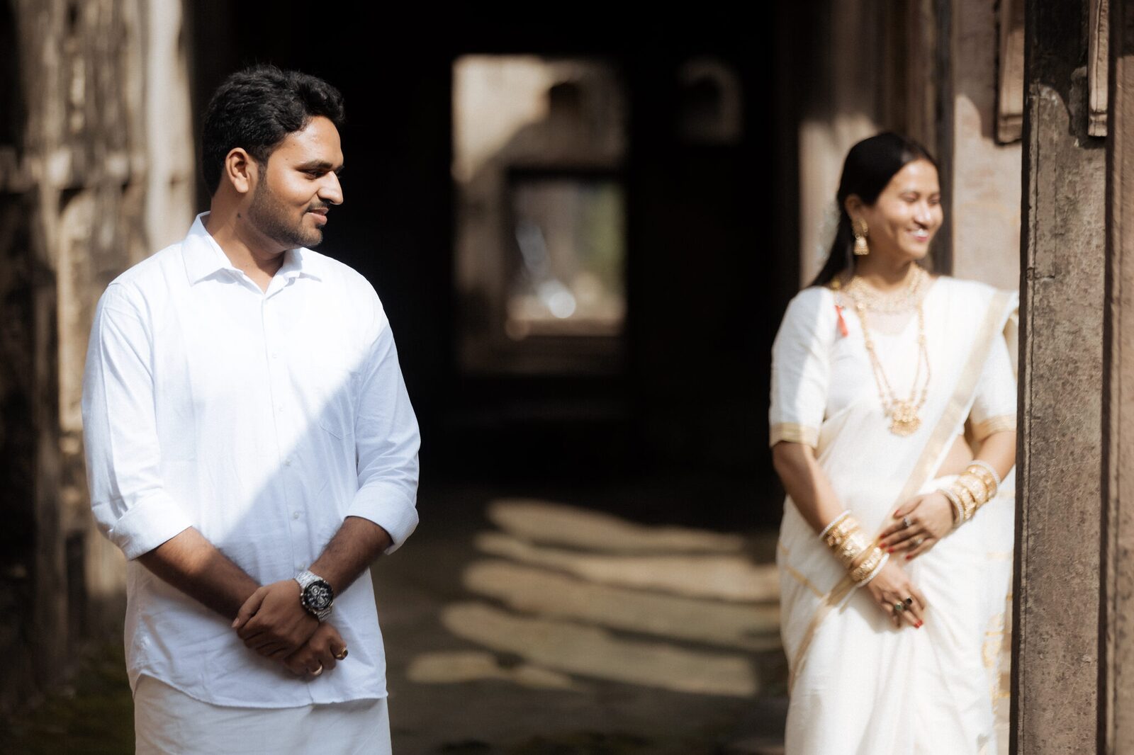 Pre-wedding shoot at Ganesh Bagh, Chitrakoot · PickYouPic