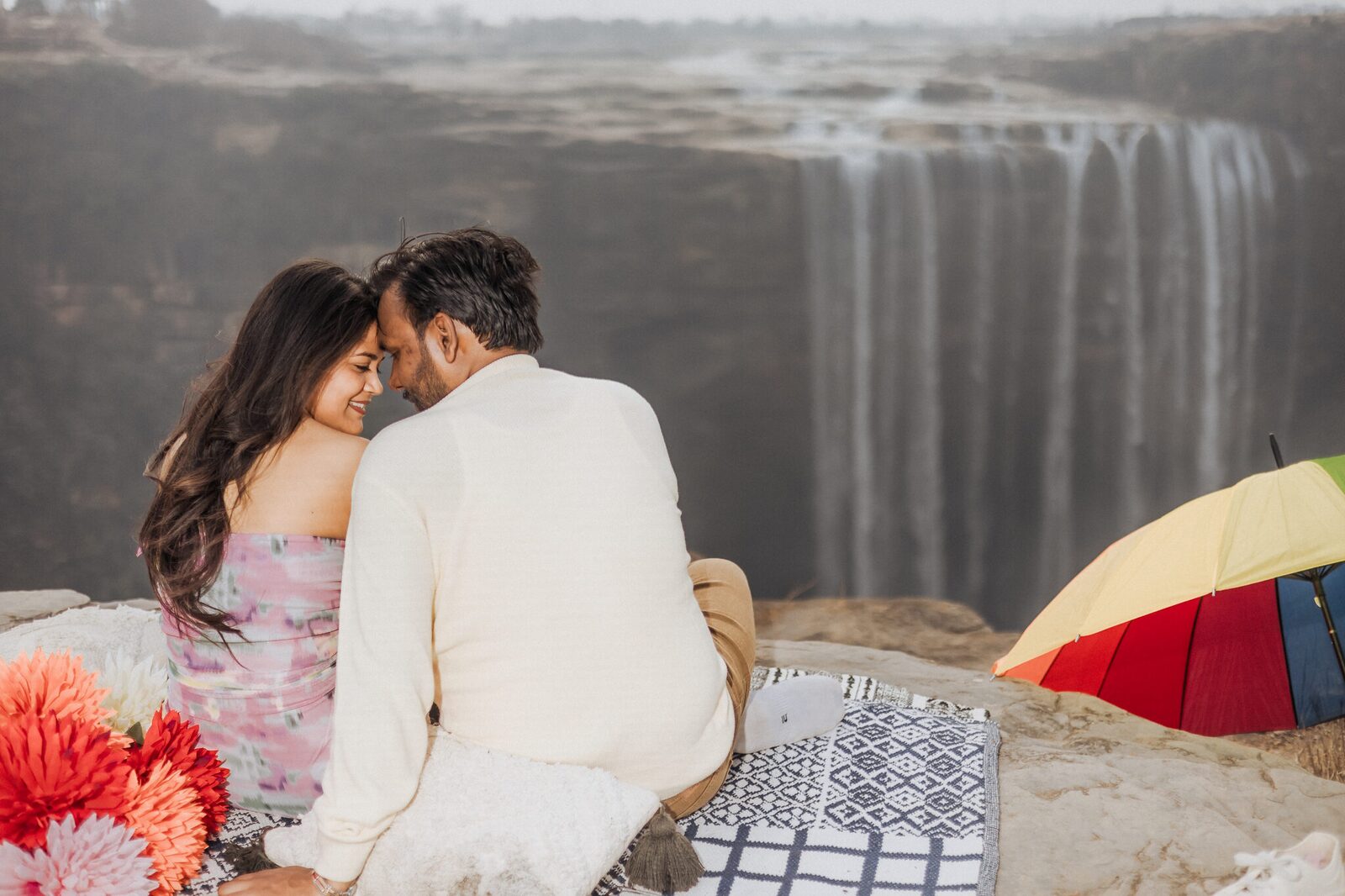 Forehead to forehead at the Keoti Waterfall cliff-top picnic