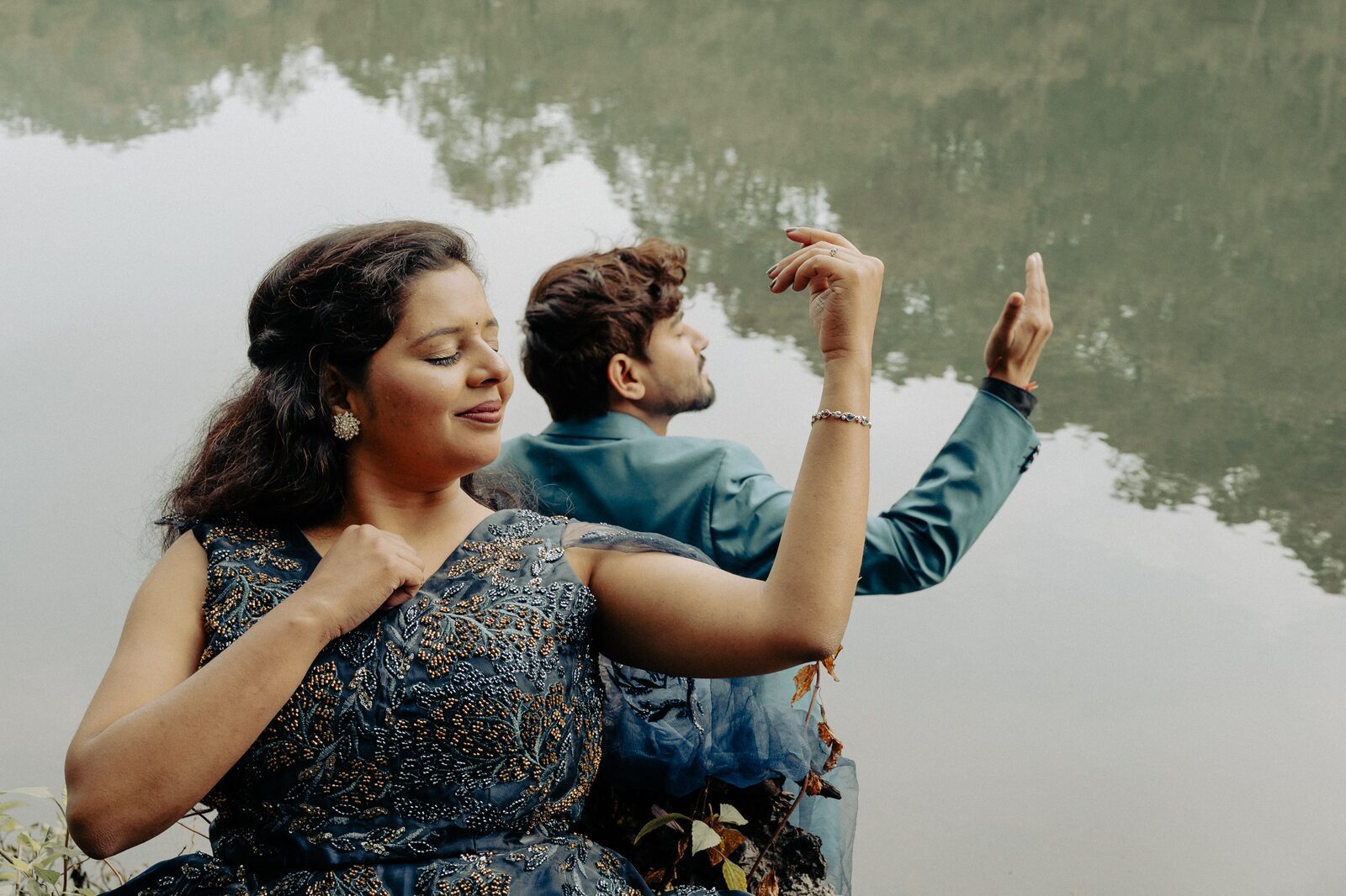 Pre-wedding shoot in Nainital — lake reflection · PickYouPic
